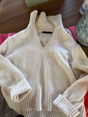 Jenni Kayne Cream Chunky Knit V-Neck Sweater Size S